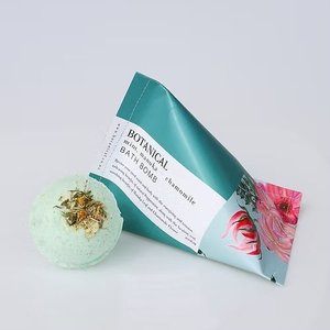 Botanical Skincare: Bath Bomb- Mint and Manuka