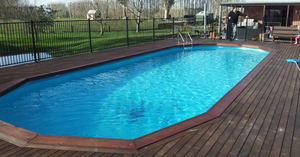 Oval Swimming Pool: Sterns – South Seas – Oval