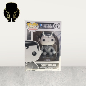 10 Pop Vinyl: DC Super Heroes - Superman 07