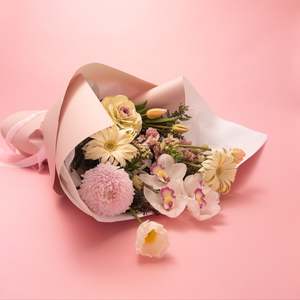 Fresh Flowers: Doreen pretty + pastel