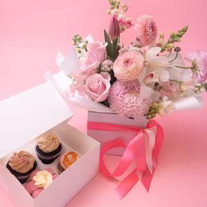 Fresh Flowers: Frida & Sweet - Flowers & Cupcakes