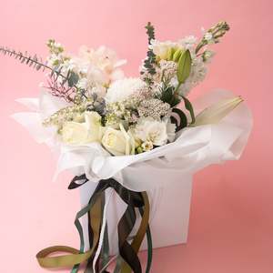 Fresh Flowers: Maisie