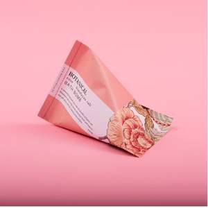 Gifts For Friends: Botanical Bath Bomb