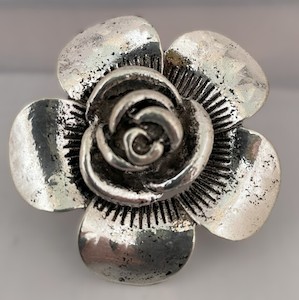 Accessories: Flower Scarf Buckle