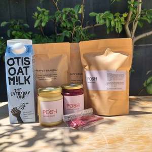 breakfast boxes: Bircher Box: Raspberry & Lemon curd