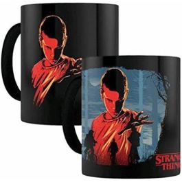 Movies & TV: Stranger Things - Woods Heat Change Mug