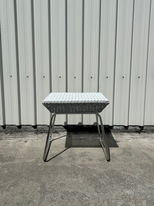 VENUS Outdoor Side Table 2.5mm wicker