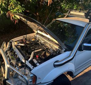 Nissan Navara (1997-2015) D22 TWIN 4" Stainless Steel Snorkel Kit - Mewredith Metalworks