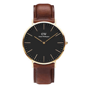 Ladies Watches: Daniel Wellington Classic St Mawes | Black Dial | Gold