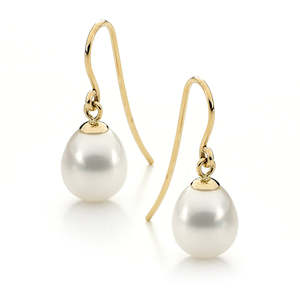 Allura 9k Gold Pearl Drop Hook Earrings