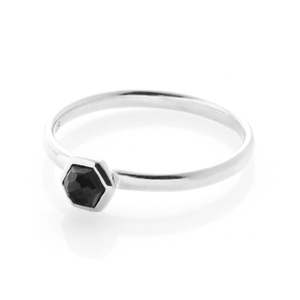 Mini Harmony Black Spinel Ring