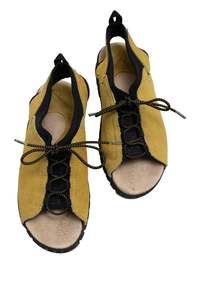 Shoes: #193 Clarks Sandals Yellow | c. 173 | Size AU 7