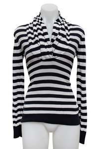 Top Picks: #86 Esprit Cowl Long-Sleeve Black | c. 177 | Size 8