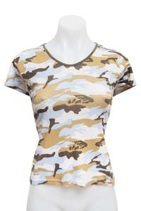 Baby Tees: #04 T-shirt Camo Beige | c. 180 | Size 10