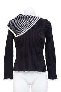 #117 J.n.y. Jumper Black | c. 195 | Size 8