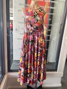 Dresses: Kowtow, Dress, S