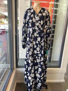 Dresses: Caitlin Crisp, Dress, 12