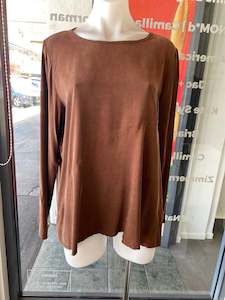 Tops: Nyne, Top , 14