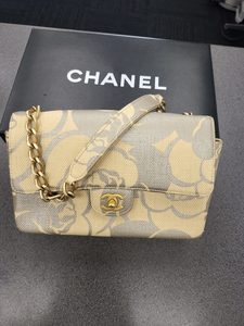 Products: Chanel Single Flap
