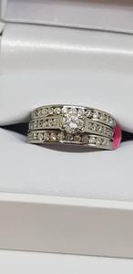 Products: Stunning three ring wedding set