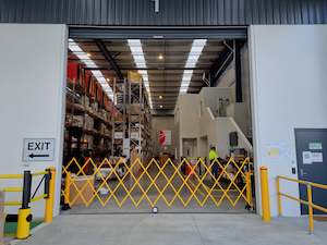 Extenda-Gate Barrier