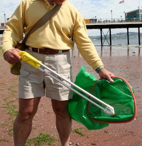 Bago Bag Holder or Bago Litter Plier