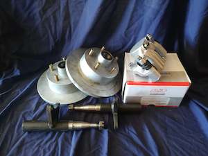 Braked Hubs Stubs Calipers: ALKO Braked Hubs & Stubs Kit - Calipers Included!