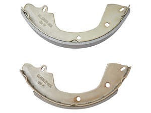 Trailer Brake Components: Trojan 9" hydraulic drum brake shoe set