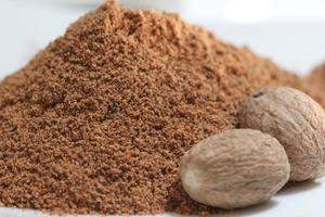 Organic Spices: Premium Nutmeg Ground