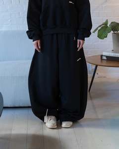 UNIFORM Sweats (Black)