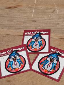 Penguins: Kitsch Oamaru Cloth Badge with Penguin