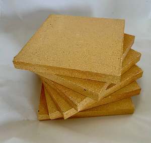 Bricks: Fire Bricks 250 x 250 x25mm lot of 6 bricks