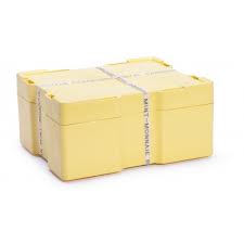 Silver Bullion: Sealed from the mint 2017 silver canadian maple leaf monster box. Bulk buy