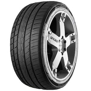 Momo Italy: MOMO ITALY M9