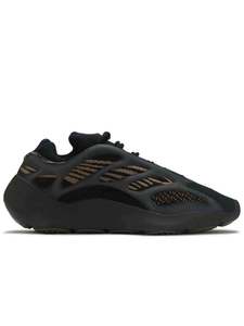 Yeezy 700: Adidas Yeezy 700 V3 Clay Brown
