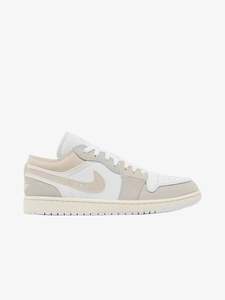 Jordan 1 Low: Nike Air Jordan 1 Low SE Craft Inside Out Tech Grey