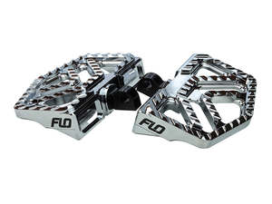 Savage Series Mini Floorboards with HD Male Mount - Chrome - Flo Motorsports