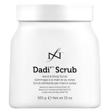 Famous Names: Famous Names Dadi' Scrub 935g