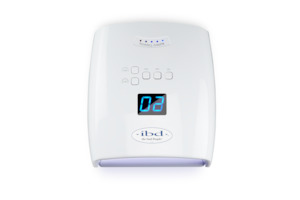 Salon Essentials 2: Cordless LED Lamp