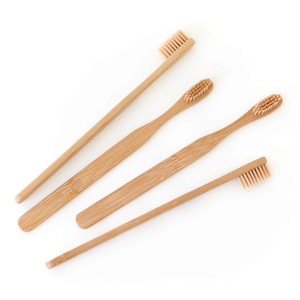 Wooden Loose Parts: LONG HANDLED BRUSH