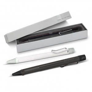 Deluxe: Lamy Safari Pen