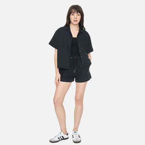 Womens Shorts: Huffer Lin-In Skipper Short - Black