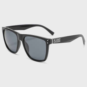 A Lost Cause: ALC Tre' Sunglasses - Black
