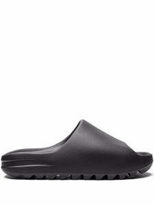 Yeezy: Yeezy Slide Onyx