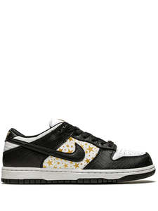 Nike x Supreme SB Dunk Low OG QS 'Black'