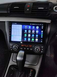 Android Head Unit: BMW 1 SERIES WIRELESS Apple Carplay/ Android Auto Stereo with Fitting kit/ Retained Steering wheel buttons
