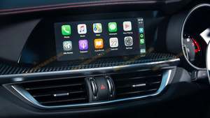 Alfa Romeo Giulia Wireless Apple CarPlay & Android Auto Upgrade Kit