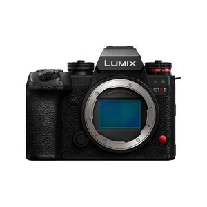 Video: Panasonic Lumix DC-S1RM2GN S1R II Mirrorless Camera - Body