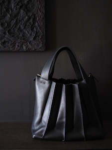 Kohl Co: Pleats Petit