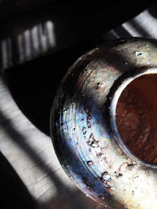 Iza Lozano: Raku Vase ver.2